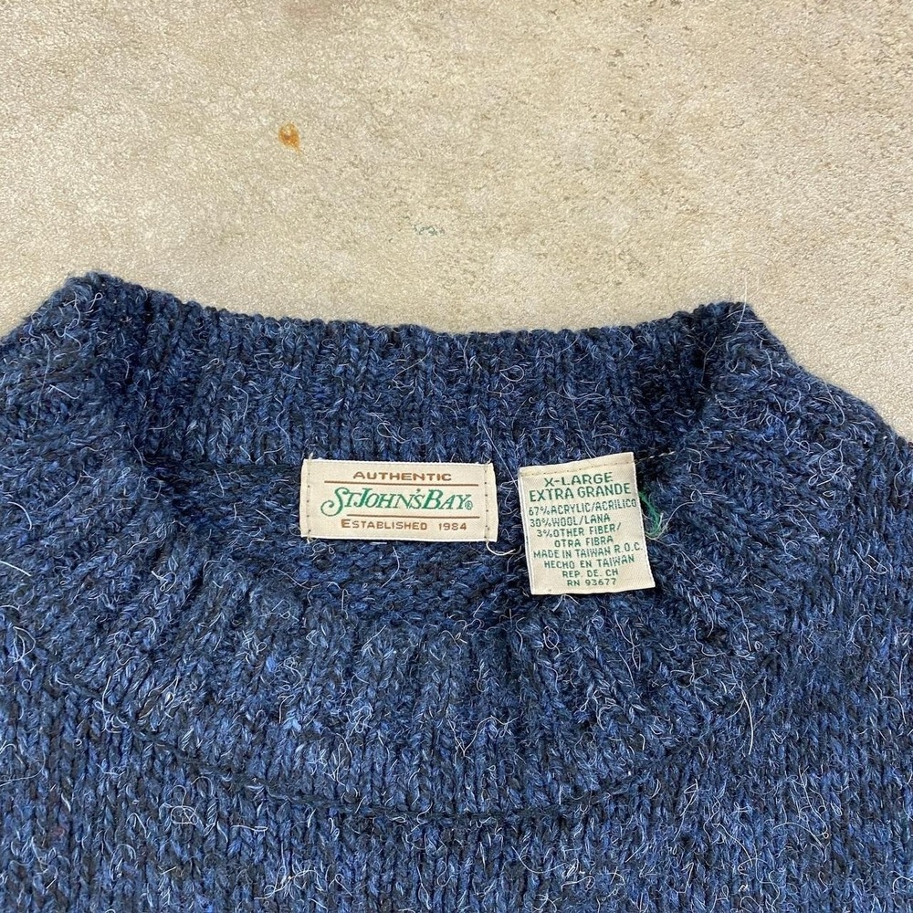 Vintage 90s St. John's Bay Sweater Size XL Navy Blue Fair Isle Knit Pullover - Picture 2 of 5